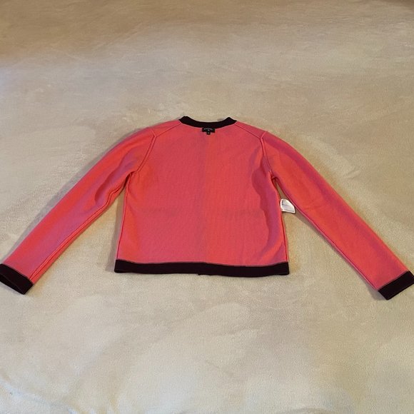 ❌SOLD❌ CHANEL 100% Cashmere Two-Tone CC Button Cardigan (fits S/M) - Picture 8 of 15